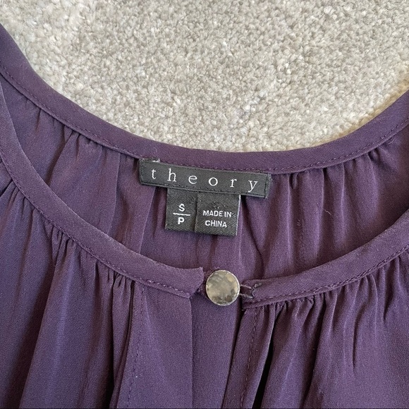 Theory Purple Silk Sleeveless Ruffle Keyhole Front Junio Blouse EUC Size Small - Picture 6 of 9